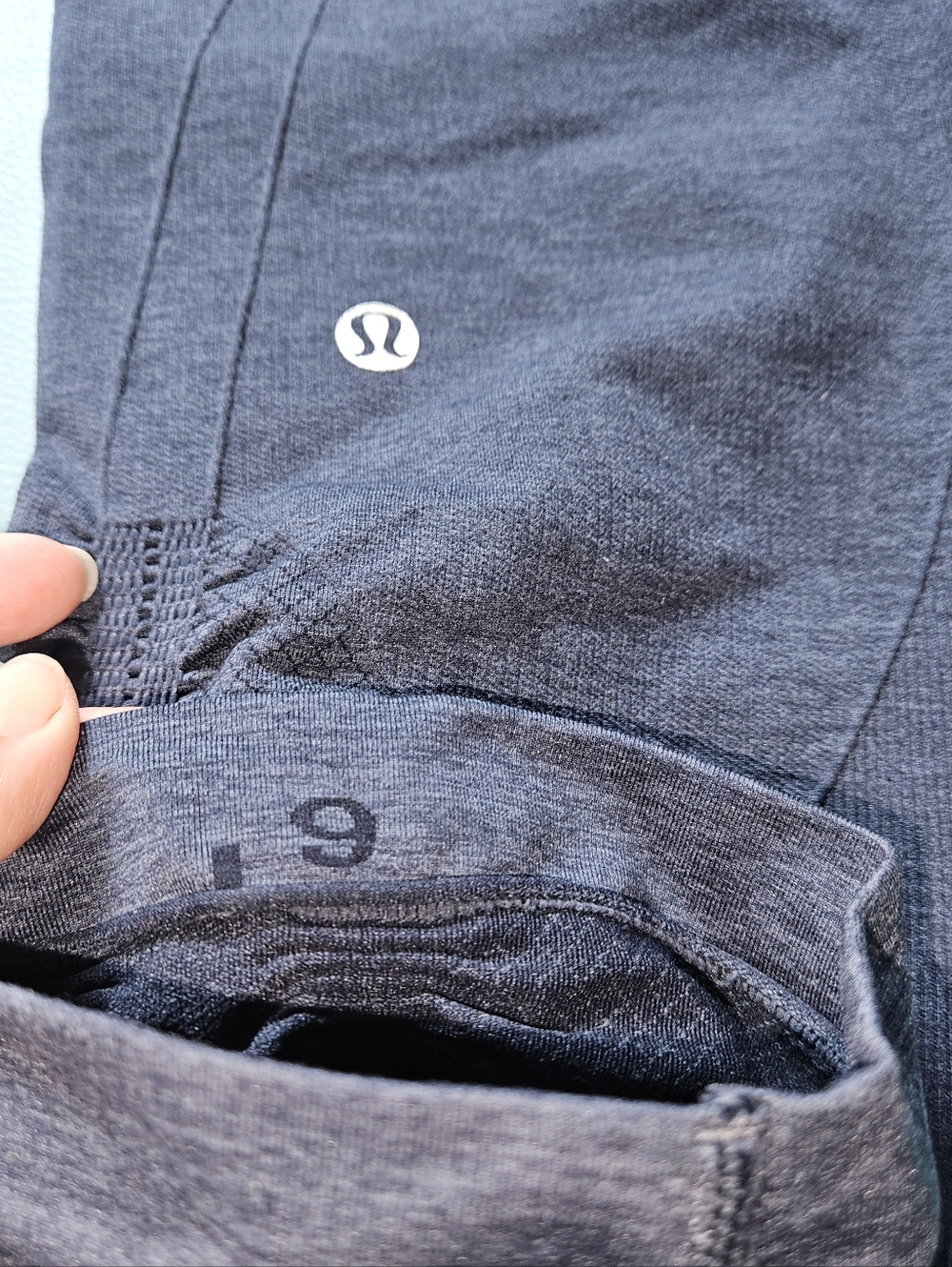 Lululemon In The Flow Crop II - Picture 5 of 10